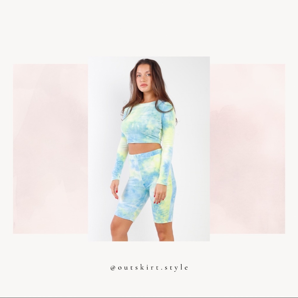 MATCHING SET Green Tie-Dye Velvet SET